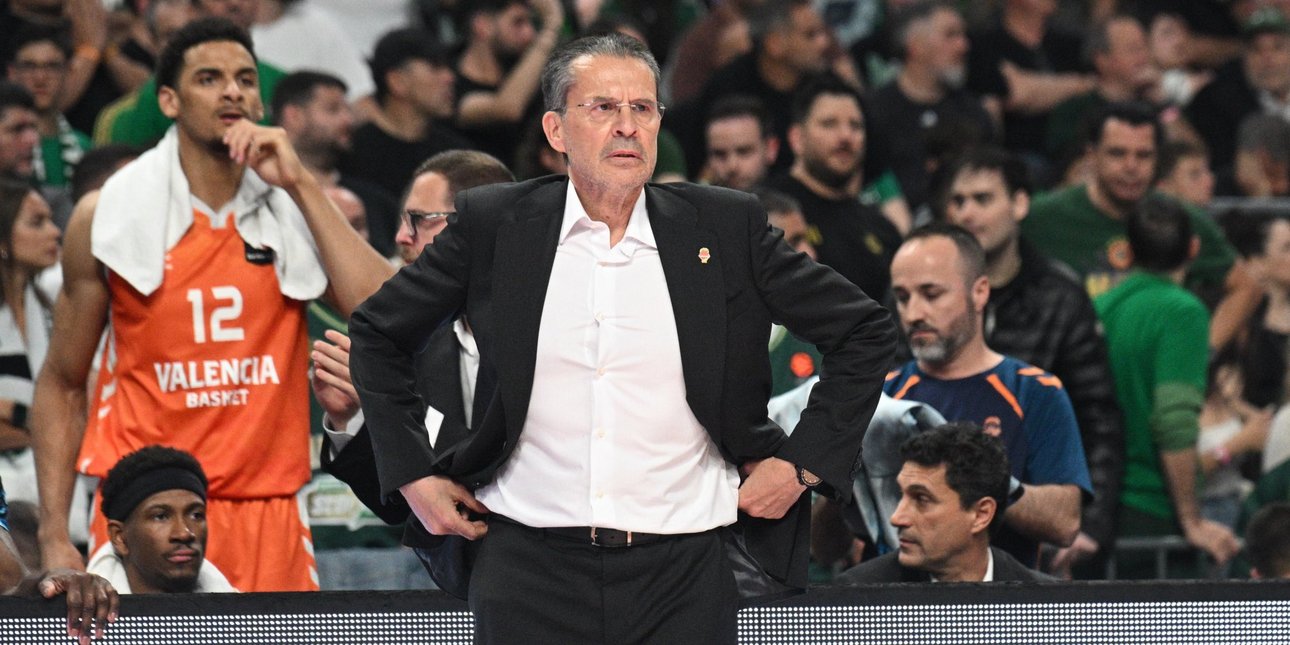 Ξεκίνησε τα mind games ο Μαρτίνεθ για το Game 5: «Φαβορί ο Παναθηναϊκός AKTOR επειδή έχει κερδίσει δύο παιχνίδια στη Βαλένθια»