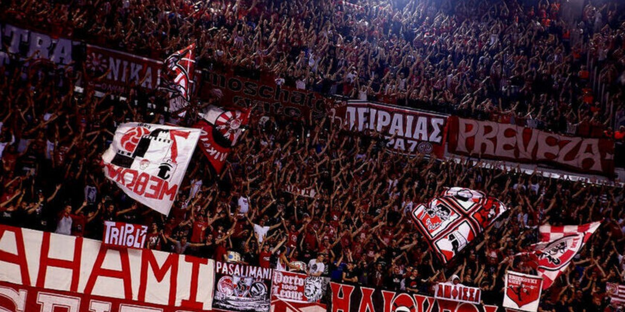 Το ΟΑΚΑ «κοκκινίζει» για το Final Four: Πότε ήταν η τελευταία φορά που φίλοι του Ολυμπιακού βρέθηκαν στο γήπεδο του Παναθηναϊκού AKTOR [βίντεο]