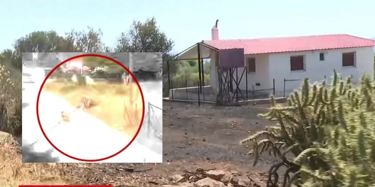 Η στιγμή που 57χρονη γυναίκα φέρεται να βάζει φωτιά σε οικόπεδο στα Ίσθμια Κορίνθου