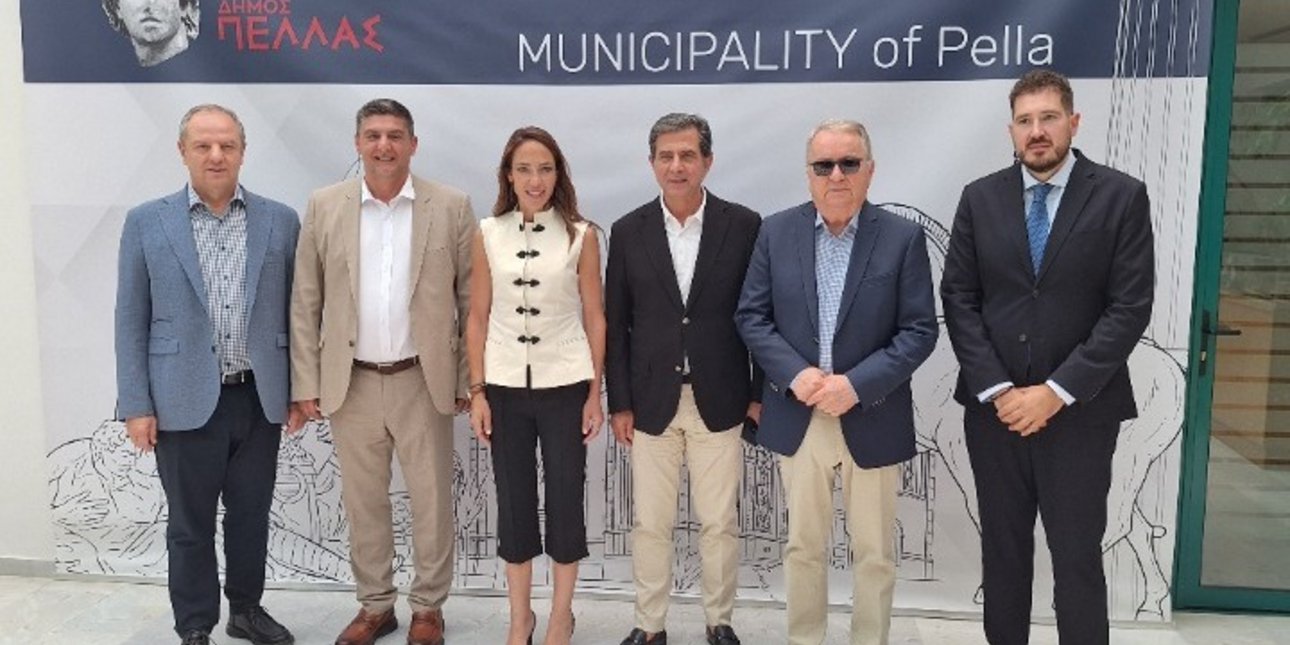 «Η κοινωνική πολιτική της κυβέρνησης φτάνει σε όλη την Ελλάδ