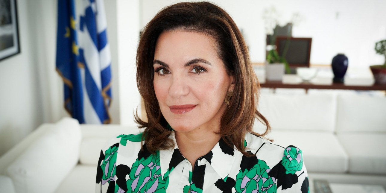 Όλγα Κεφαλογιάννη – Βαρδινογιάννη: Η υπουργός πρόσθεσε και τ