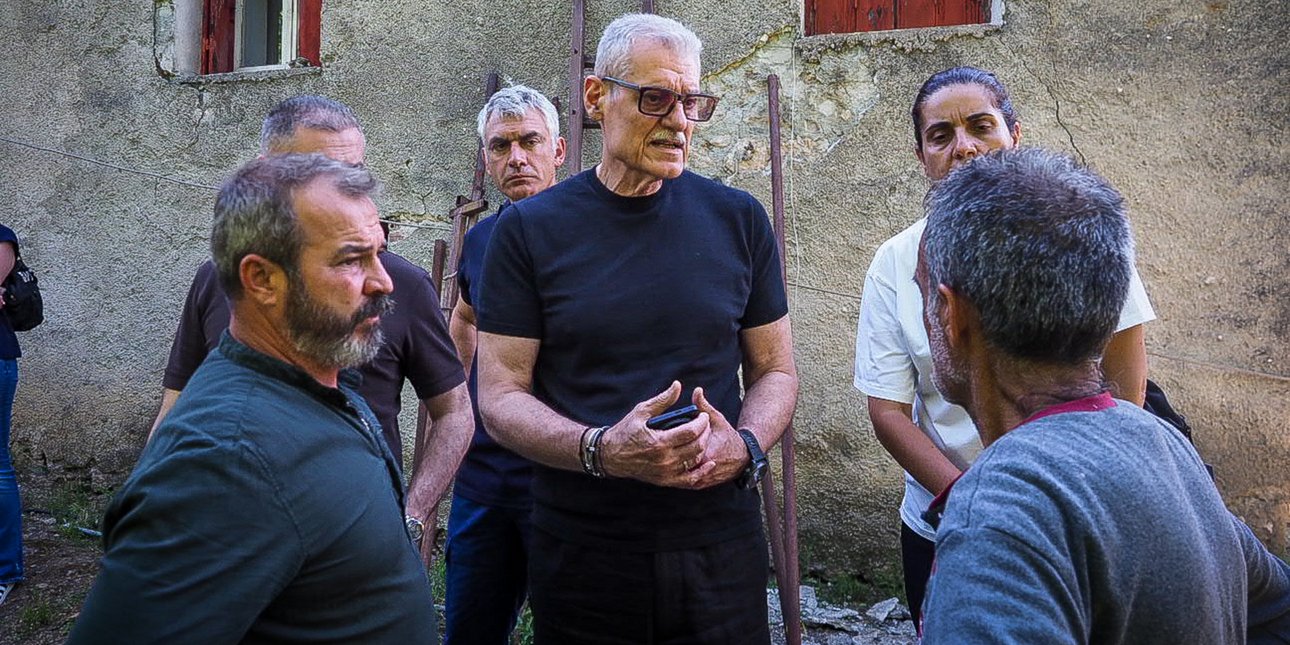 Αυτοψία Τουρνά στη Βόρεια Εύβοια μετά τους σεισμούς: «Από αύ