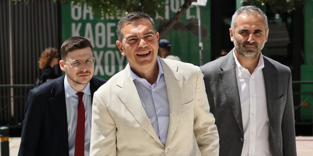 ΕΛΑΣ για ανασχηματισμό: «Δικαιούται βραβείο ανακύκλωσης του 