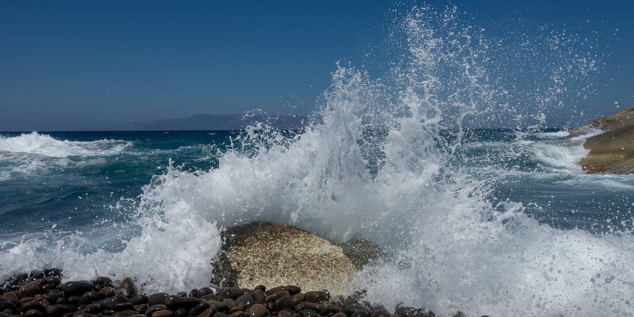 Ενισχύονται την Τετάρτη οι βόρειοι άνεμοι στο Αιγαίο, έως και 8 μποφόρ την Πέμπτη -Πού θα αγγίξει τους 40°C ο υδράργυρος