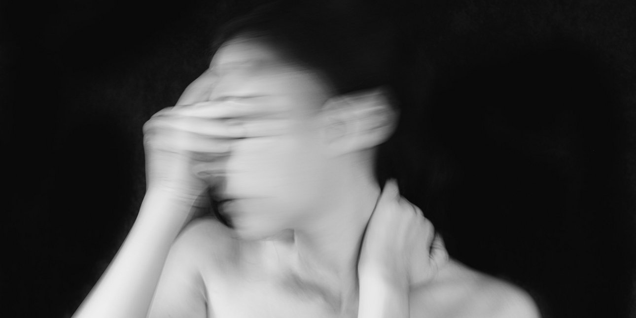 Γιατί, όταν κάποιος δεν απαντά στο μήνυμά μας, ο νους πάει στο χειρότερο σενάριο -Τι εξηγεί ψυχολόγος