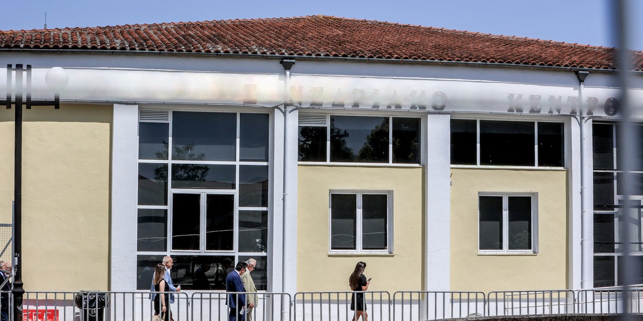Τέμπη: Ένταση μετά την απαγγελία των κατηγοριών -Στις 7 Σεπτεμβρίου η συνέχεια της δίκης