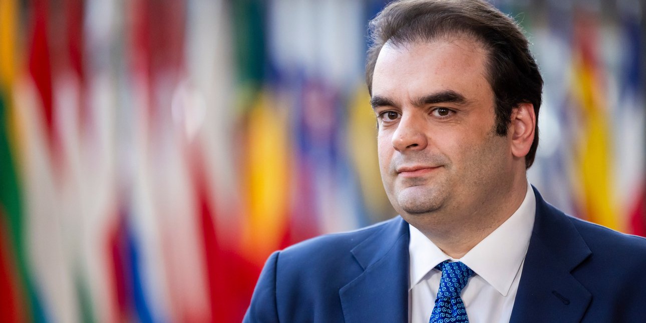 Αφιέρωμα του γαλλικού περιοδικού Le Point στον Κυριάκο Πιερρακάκη -«Ο Έλληνας που θέλει να ξυπνήσει την Ευρώπη»