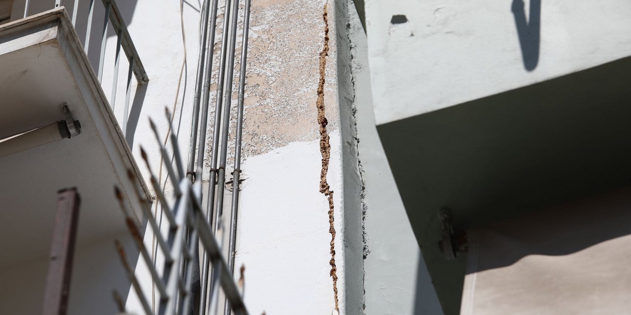 Ρωγμή σε κτίριο στην Κυψέλη