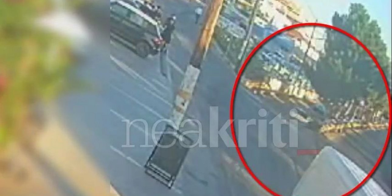 Aυτοκίνητο «πετάει» στον αέρα και πέφτει πάνω σε δέντρο και σταθμευμένα αυτοκίνητα στην Κρήτη