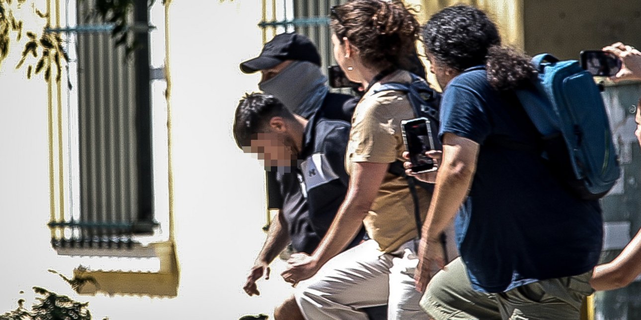 Κυψέλη: «Συνδυάζοντας ημερομηνίες, μηνύματα και τη συμπεριφορά του, άρχισα να νιώθω άβολα» -Τι κατέθεσε στις Αρχές η σύζυγος του Αφγανού