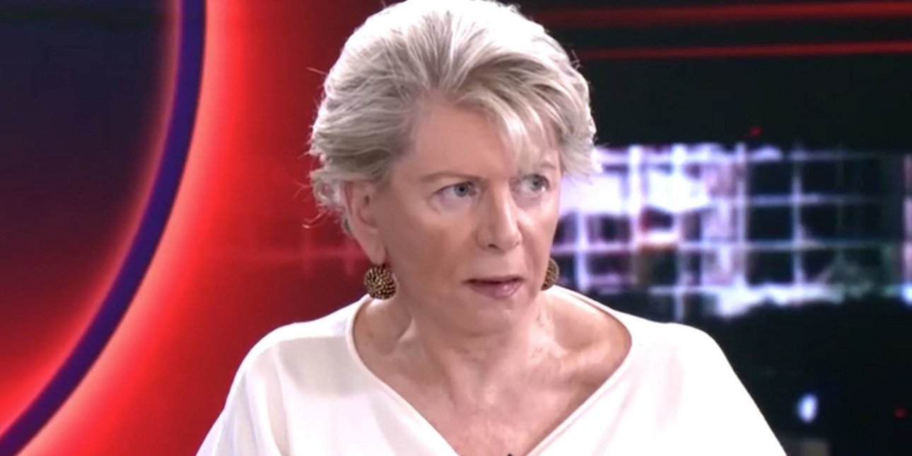 Ακρίτα: «Κωμικοτραγικό να ασχολούμαστε με το αν θα είμαι ή όχι αντιπρόεδρος της Βουλής»