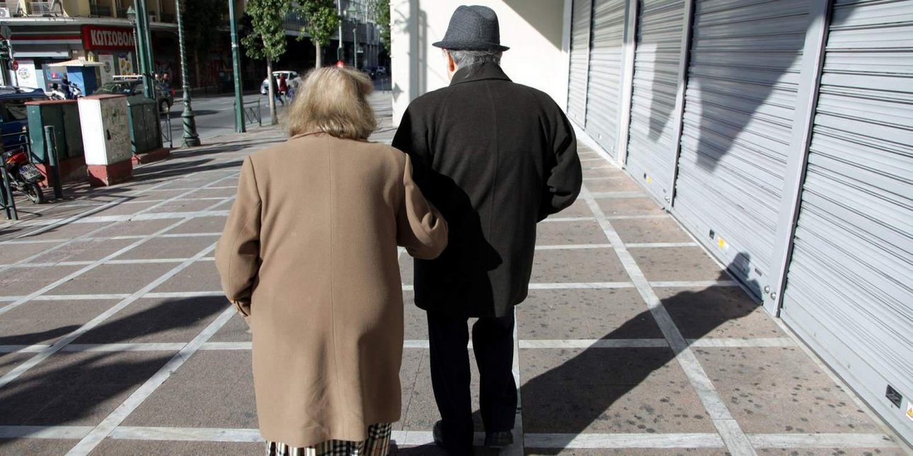 Greek Retirement Age Could Rise After 2027 Election, Labor Expert Warns