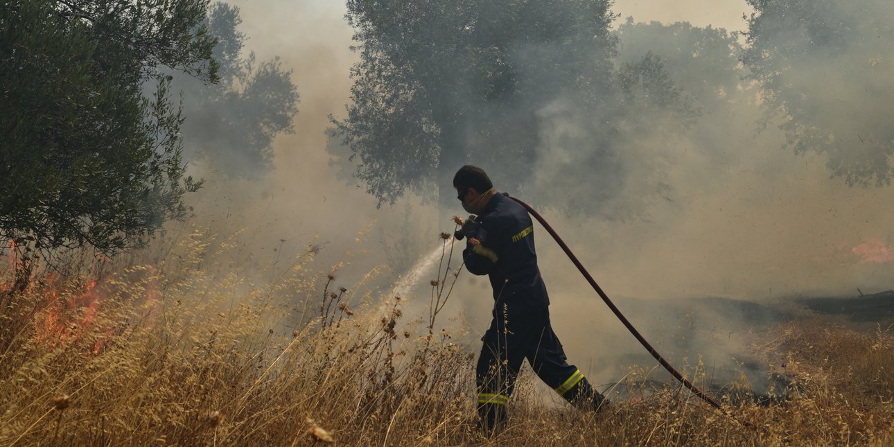 Φωτιά στην Κεφαλονιά: Χωρίς ενεργό μέτωπο η πυρκαγιά - Σε επιφυλακή για αναζωπυρώσεις η Πυροσβεστική