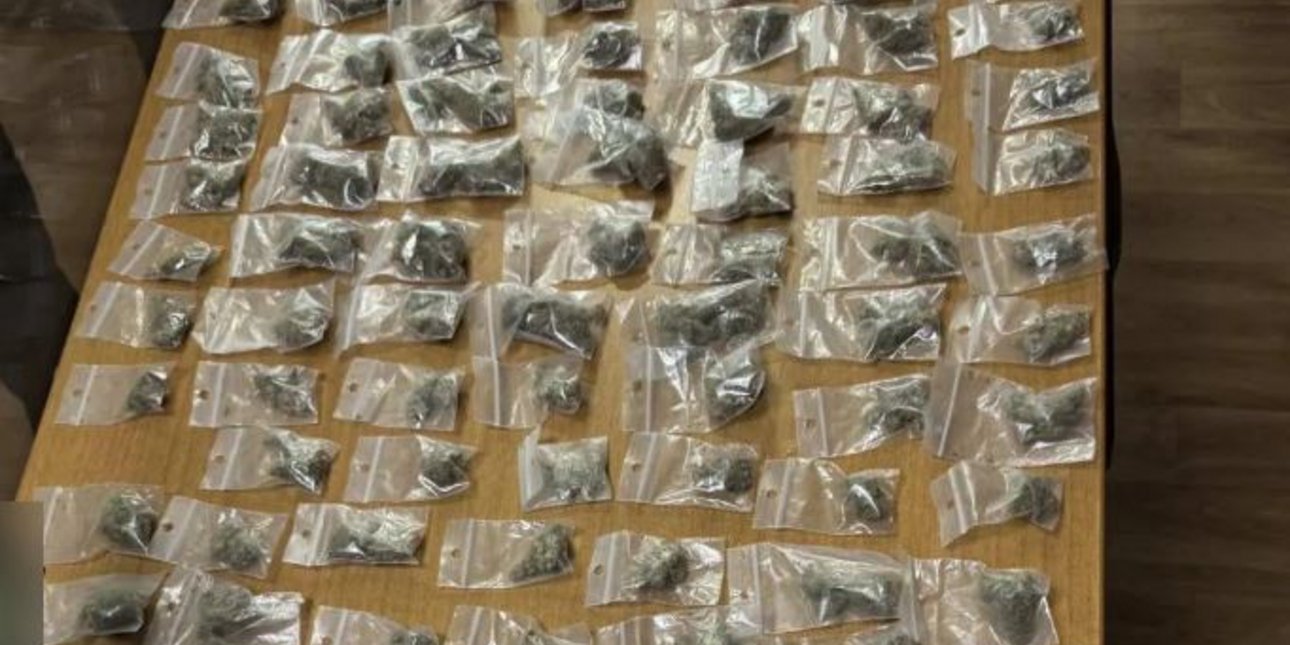 Συνελήφθη 35χρονος αλλοδαπός για κατοχή ναρκωτικών με σκοπό τη διακίνηση σε προαύλιο χώρο εκπαιδευτικού ιδρύματος στο Μαρούσι