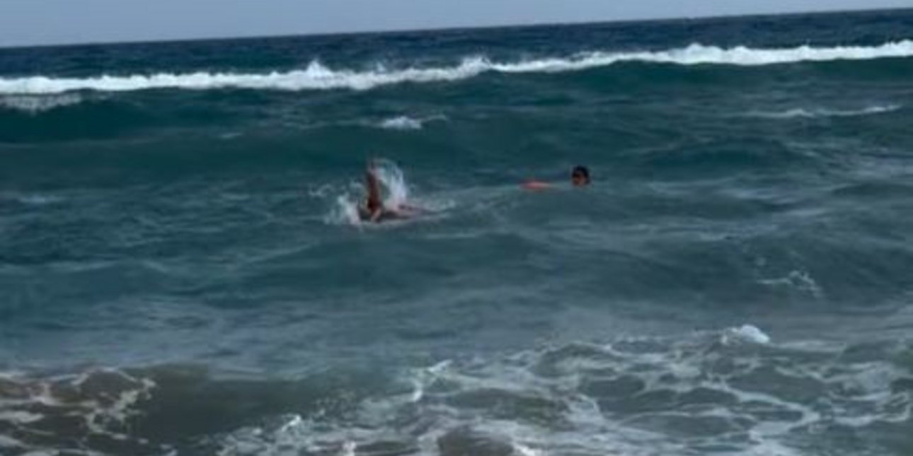 Η μάχη ναυαγοσώστη με τα κύματα για τη διάσωση μιας γυναίκας στα Χανιά