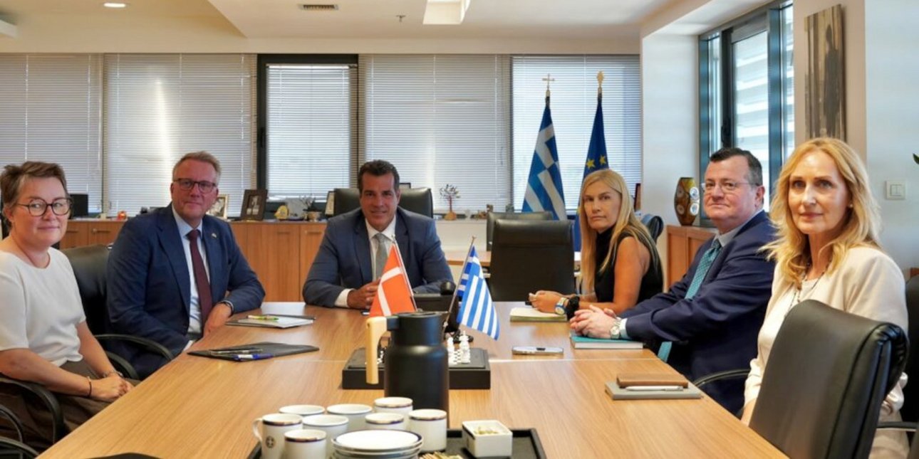 Συνάντηση Πλεύρη με τον Δανό ομόλογό του για τα Return Hubs και την παράνομη μετανάστευση