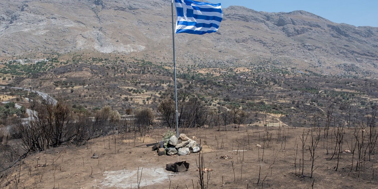 Εικόνες καταστροφής στο Ρέθυμνο από την φονική πυρκαγιά στην Κρύα Βρύση -Κρανίου τόπος, καμένα σπίτια και επιχειρήσεις