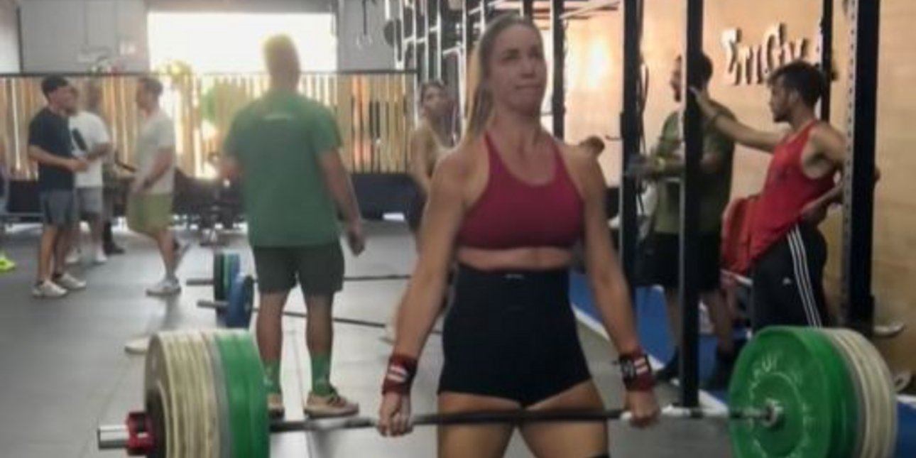 Η Κατερίνα Στικούδη έκανε deadlift με 100 κιλά -«Θηρίο, μπράβο» [βίντεο]
