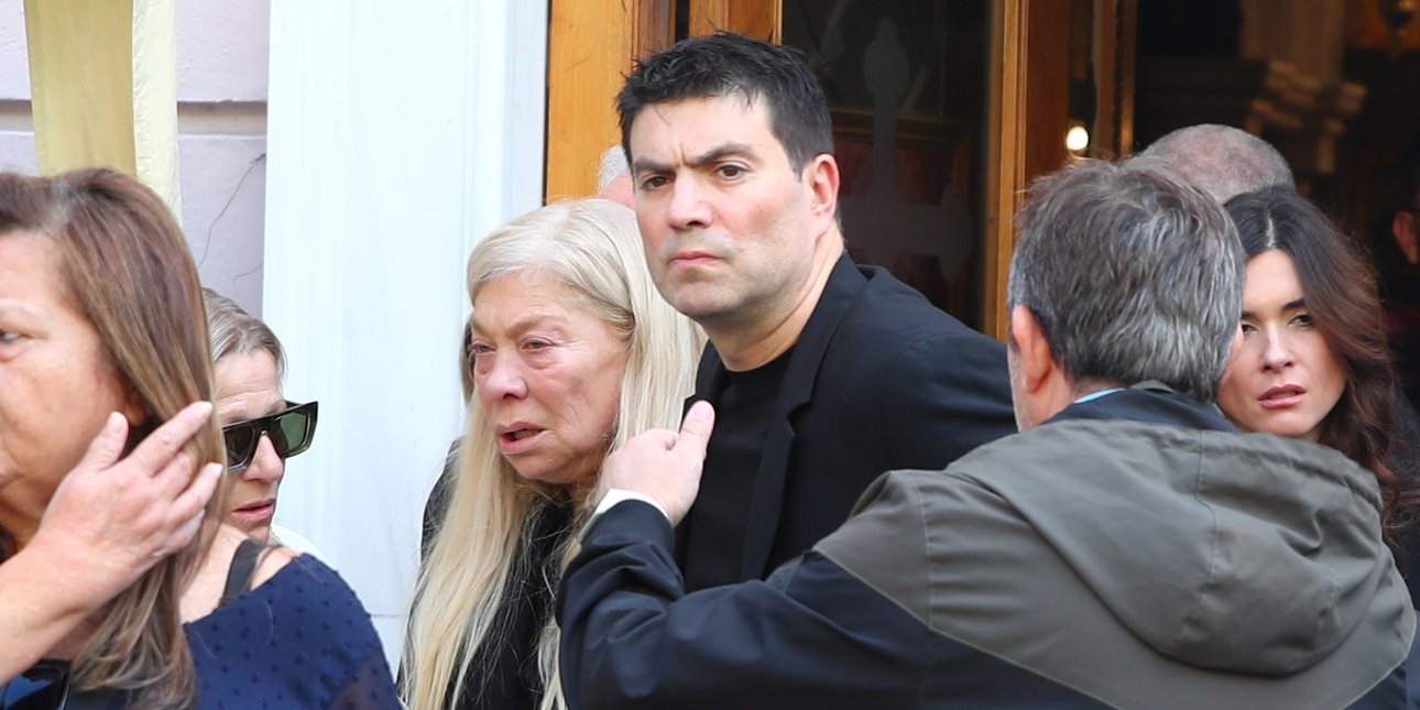 Σε κλίμα συγκίνησης το τελευταίο «αντίο» στον Σούλη Μαρκόπουλο -Ποιοι άνθρωποι του μπάσκετ έδωσαν το «παρών» [εικόνες]