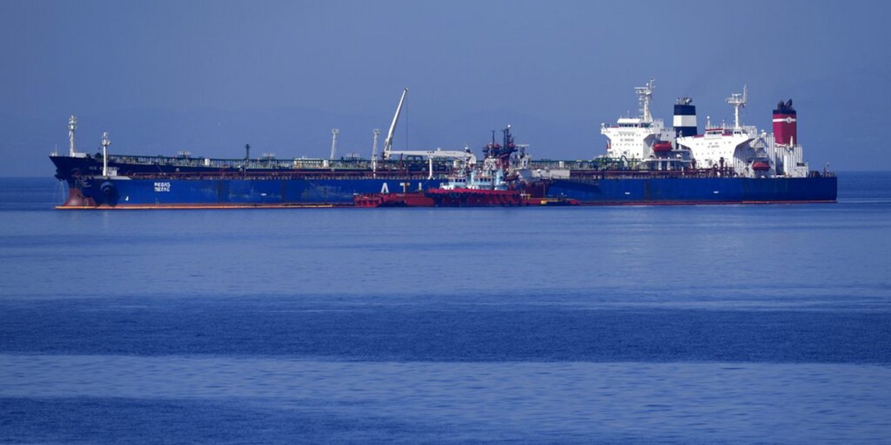 Εκρηκτική άνοδος πάνω από 800% στους ναύλους λόγω Ορμούζ -Έως 62% ακριβότερα τα μεταχειρισμένα δεξαμενόπλοια