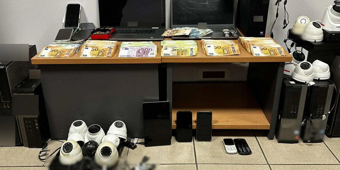 Κύκλωμα παράνομου τζόγου στη Θεσσαλονίκη: Οι αρχηγοί με ένα κλικ αποφάσιζαν ποιος θα κερδίσει -Είχαν κουμπί πανικού για την αστυνομία [εικόνες]