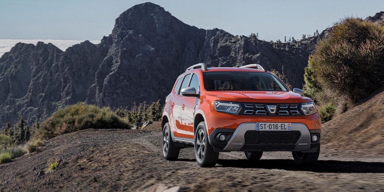 Γερμανοί μηχανικοί «άνοιξαν» ένα Dacia Duster και τους περίμενε μια μεγάλη έκπληξη