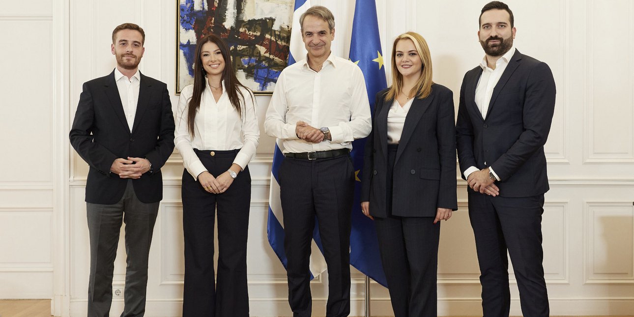 ΝΔ: Οι 4 νέοι αναπληρωτές εκπρόσωποι Τύπου από τη γενιά των 30άρηδων -Η συνάντηση με Μητσοτάκη