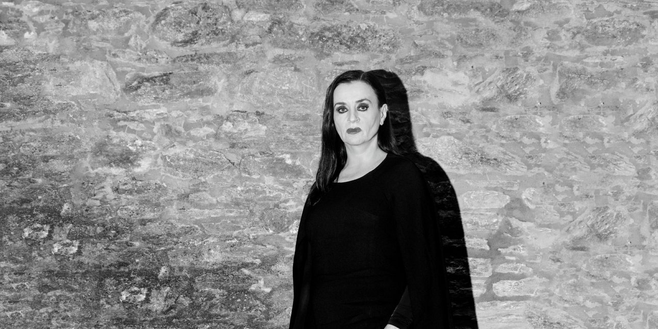 Η «Φόνισσα» με την Καραμπέτη στο Εθνικό Θέατρο -Επιπλέον παραστάσεις, δείτε φωτογραφίες και βίντεο
