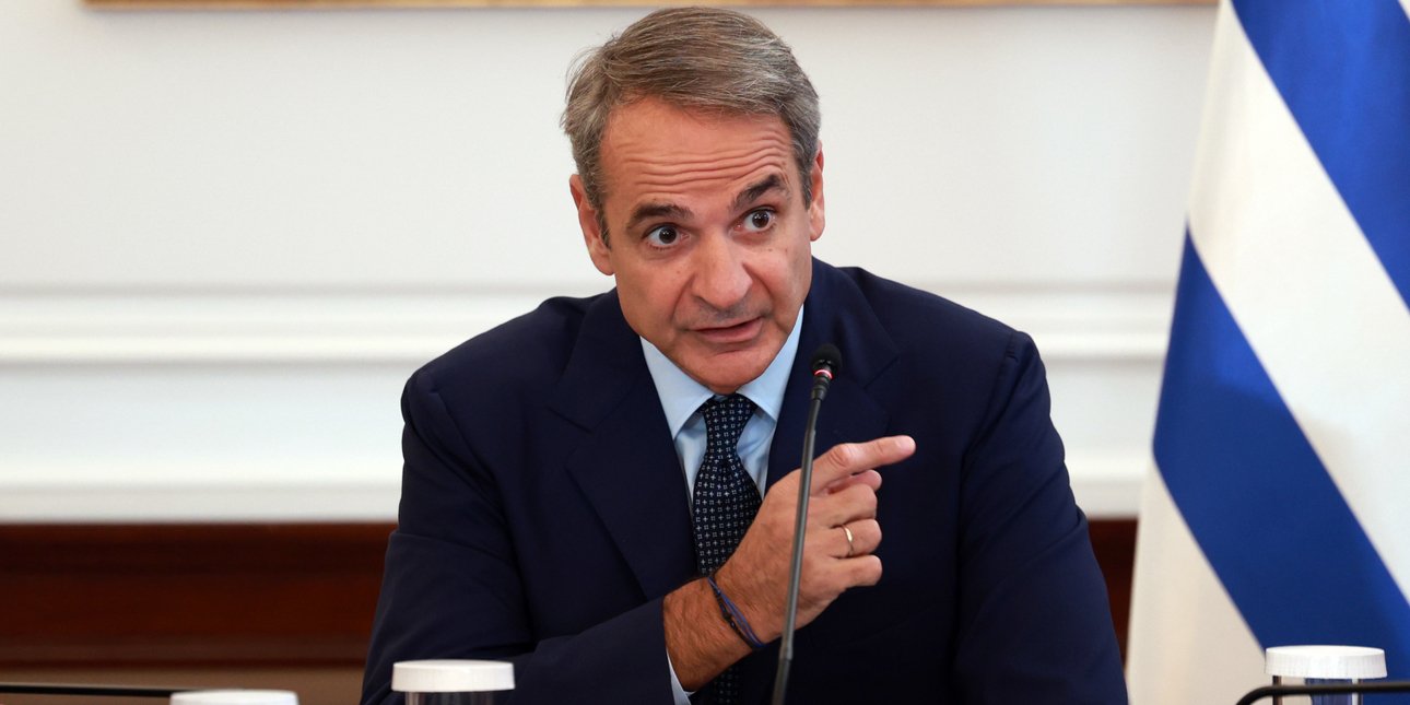 Συστάσεις Μητσοτάκη για γαλάζια «φάλτσα» και αστοχίες -Το μήνυμα στο εσωτερικό της ΝΔ και η απάντηση στην Ντόρα