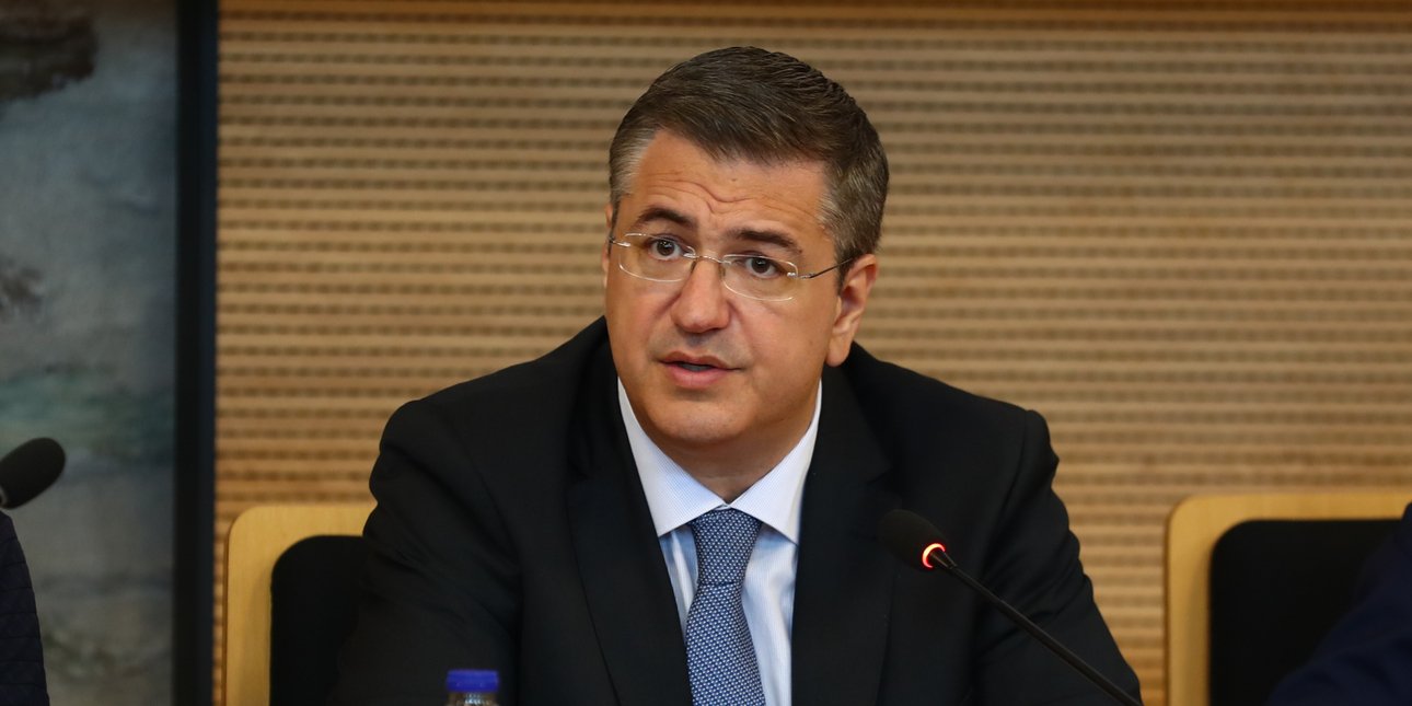 Τζιτζικώστας: Έναρξη διαλόγου υψηλού επιπέδου ΕΕ - Ινδίας για μεταφορές και τουρισμό