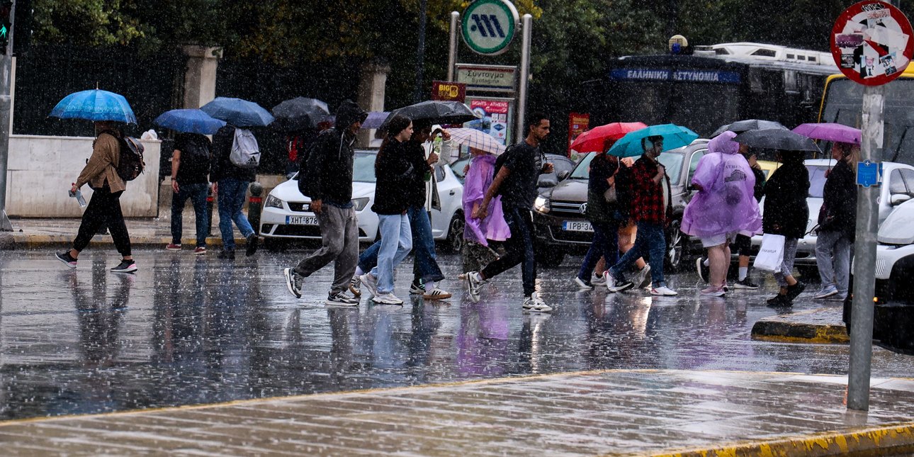 Κλέαρχος Μαρουσάκης: Πότε υποχωρεί η κακοκαιρία και πότε έρχεται η νέα -Πού θα πέσει βροχή τις επόμενες ώρες