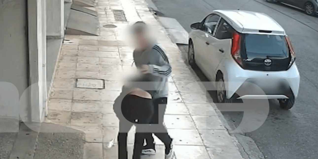 Καλαμάτα: Βίντεο-ντοκουμέντο με τον ξυλοδαρμό 17χρονου -«Θα μου σκότωνε το παιδί», λέει η μητέρα του θύματος