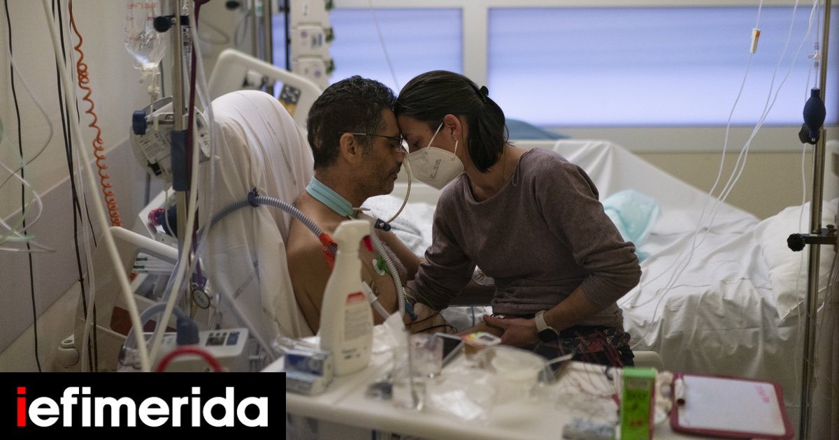 Noël dans le service de réanimation d’un hôpital français : AP capture la peur, la lassitude et l’amour [σκληρές εικόνες]