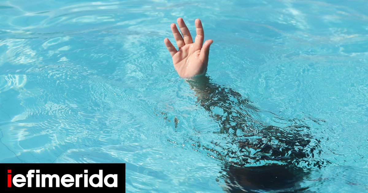 Утонул в бассейне видео. Архангельская слобода ульяновск бассейн. Фул пул бассейн. Утонул в бассейне видео. Утонул в бассейне видео.