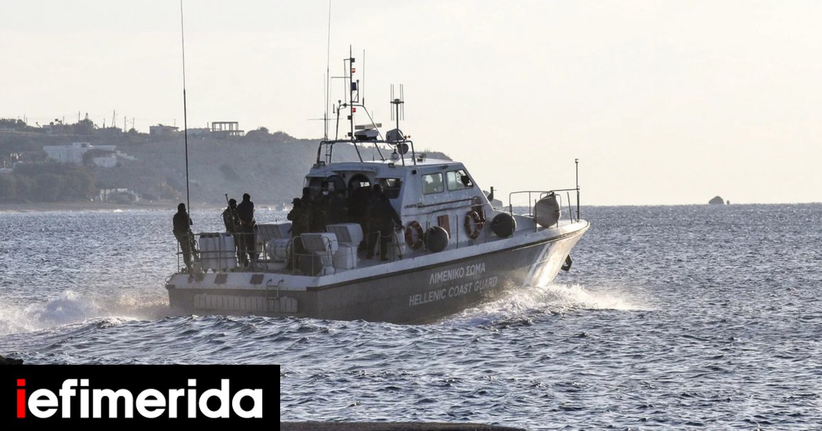 Two Romanians Arrested on Espionage Charges After Photographing Greek Naval Base