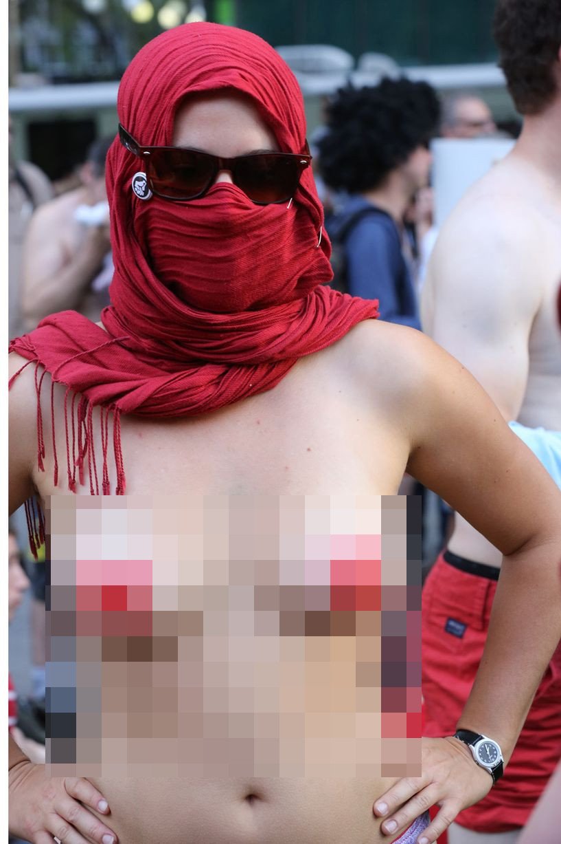 Οι 20 διαμαρτυρίες χωρίς ρούχα που έχουν αφήσει εποχή [εικόνες] | iefimerida.gr 13