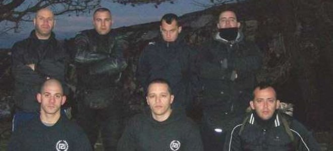 Ο Ηλίας Κασιδιάρης πάνω στο βουνό για τη νέα Χρυσή Αυγή [εικόνες]   | iefimerida.gr 0