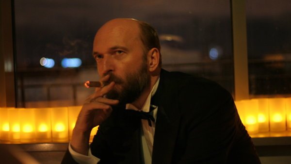 Ο ολιγάρχης που έστησε απάτη «μαμούθ» στη Ρωσία -Η φιλία με τον Πούτιν, ο γάμος με την εγγονή του Τολστόι και η αυτοκρατορία από... τζιν [εικόνες] | iefimerida.gr 0