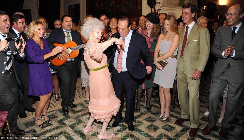 Η δούκισσα της Αλμπα, ο εραστής και η κληρονομιά [εικόνες] | iefimerida.gr 10