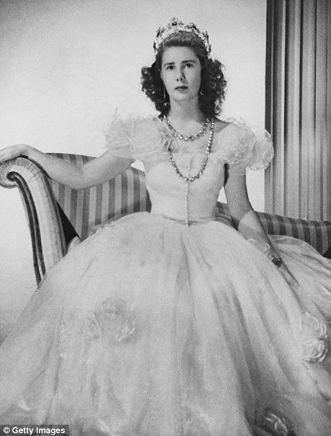 Η δούκισσα της Αλμπα, ο εραστής και η κληρονομιά [εικόνες] | iefimerida.gr 19