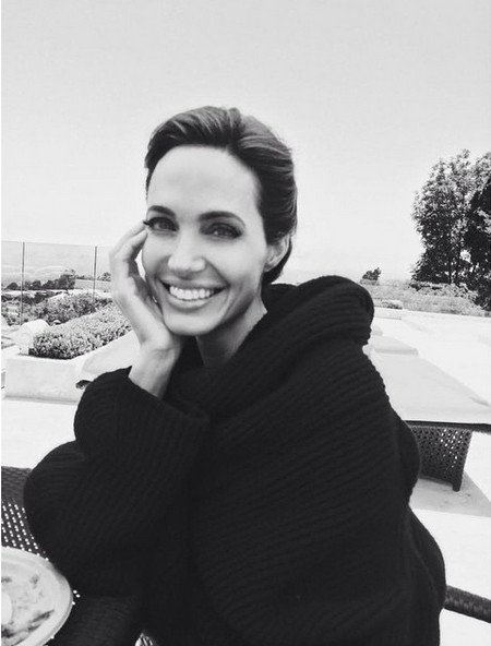 Αντζελίνα Τζολί -Ομορφιά που αιχμαλωτίζει [εικόνες] | iefimerida.gr 1