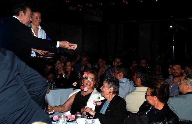 Απίστευτο: Η Ελένη Γλύκατζη Αρβελέρ διασκέδασε στον Τόλη Βοσκόπουλο [εικόνες] | iefimerida.gr 0