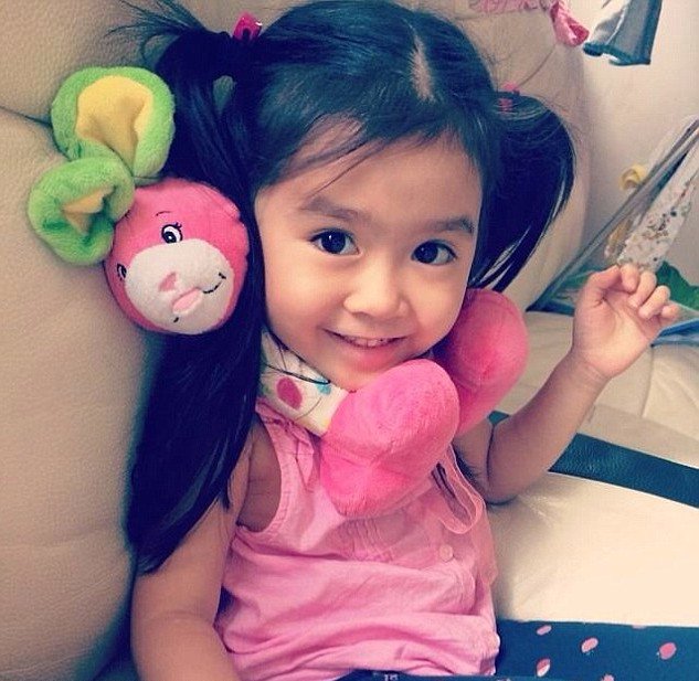 Η 5χρονη που κάνει θραύση στο Instagram -Ζωή με λιμουζίνες & Chanel [εικόνες] | iefimerida.gr 9