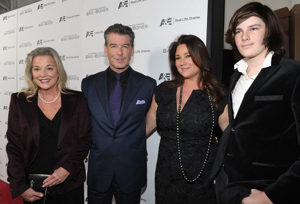 Αυτός είναι ο κούκλος γιος του Πιρς Μπρόσναν [εικόνες] | iefimerida.gr 5