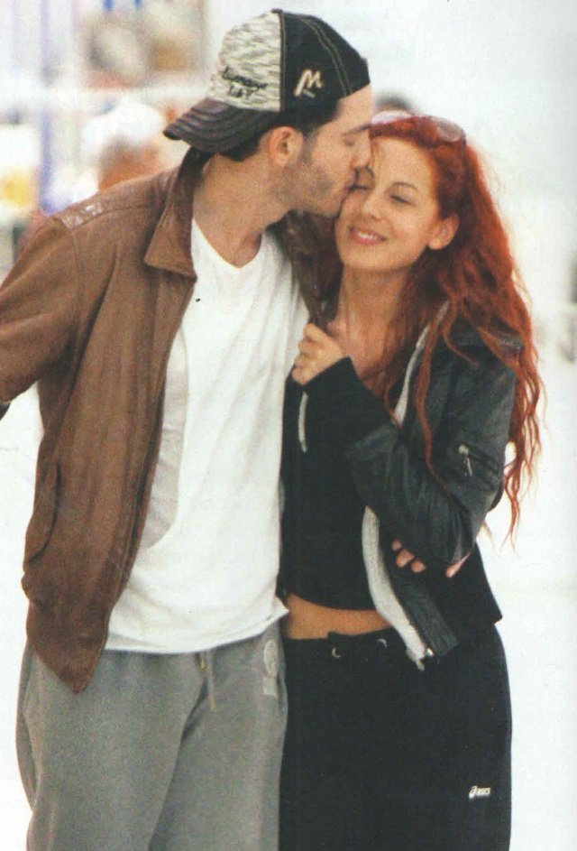 Ερωτας στο πλατό του Dancing -Η νέα σύντροφος του Θεοχάρη Ιωαννίδη [εικόνες] | iefimerida.gr 1