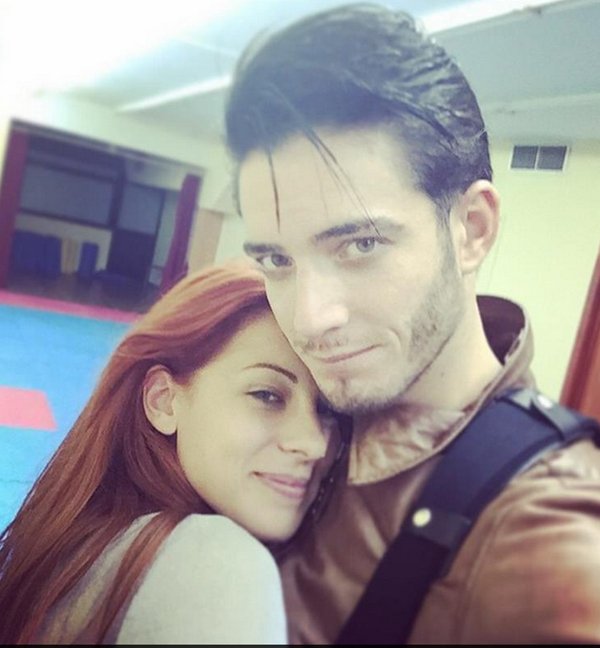 Ερωτας στο πλατό του Dancing -Η νέα σύντροφος του Θεοχάρη Ιωαννίδη [εικόνες] | iefimerida.gr 0