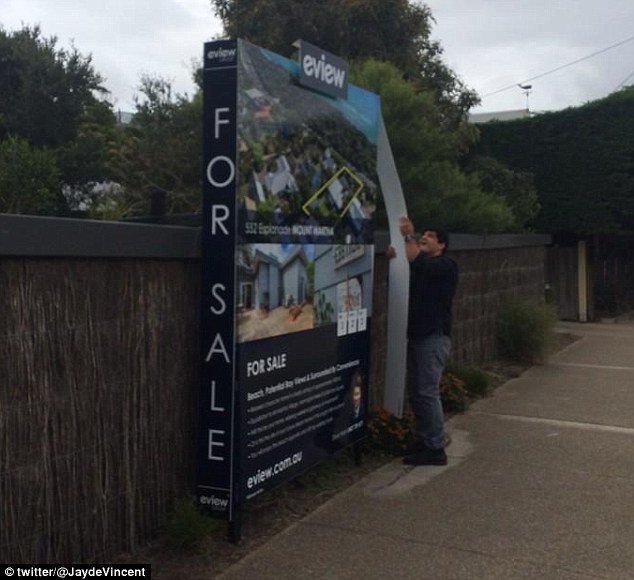 Drone φωτογραφίζει γυμνή που κάνει ηλιοθεραπεία στον κήπο της  [εικόνες] | iefimerida.gr 1