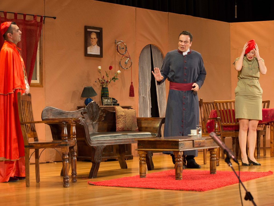 Η ΕΛ.ΑΣ. έχει θεατρική ομάδα: Παρουσίασε το προφητικό έργο «Δον Καμίλο» [εικόνες] | iefimerida.gr 3