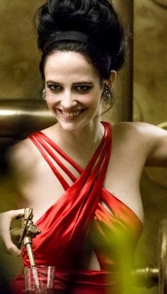 Η Eva Green κολάζει ξανά με ένα Campari [εικόνες] | iefimerida.gr 5