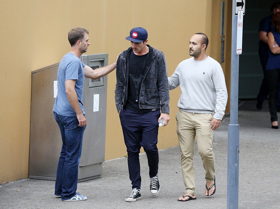 Θρήνος στην Αυστραλία -Πέθανε ο αθλητής του κρίκετ που ήταν σε κώμα [εικόνες] | iefimerida.gr 3